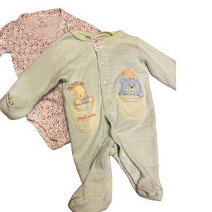 CARTERS Newborn Onesie Bundle